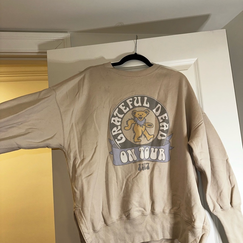 Abercrombie & Fitch Tan Crew Neck Sweater with Coffee Club Graphic